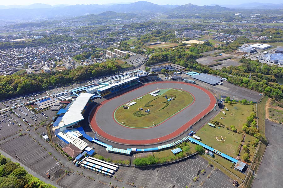飯塚オートレース場で勝つための予想法！レースの傾向や特徴について徹底解説！